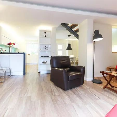 Stylish By Homing Villa